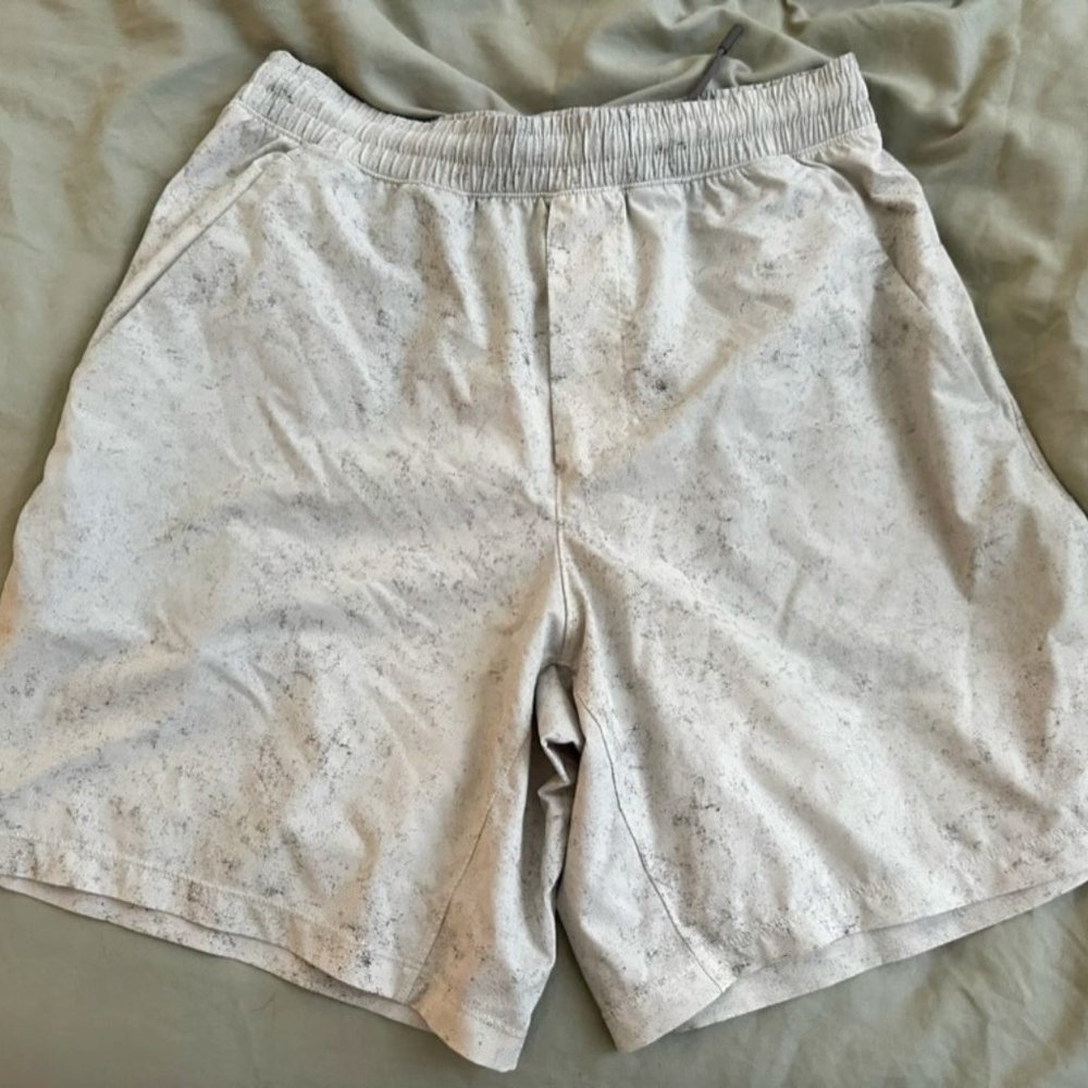 Lululemon Pace Breaker 7" Linerless